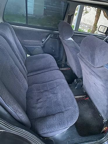 v klass: Volkswagen Golf: 1994 г., 2 л, Ручные, Бензин, Хэтчбэк — 7