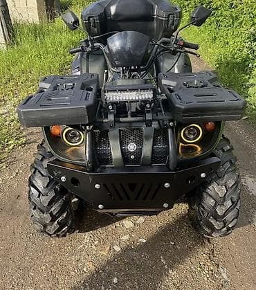 Квадроциклы: Квадроцикл 4x4 с богатым оснащением Основные особенности: - Полный — 5