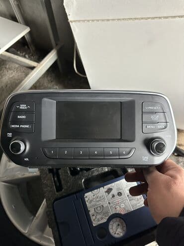 Автомобильные камеры: Б/у, 2-DIN — 5