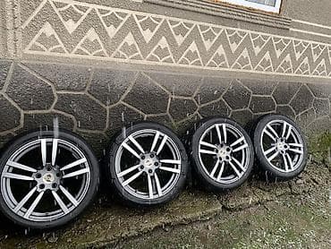 Шины и диски: Комплект из 4 колес Porsche: оригинальные легкосплавные диски с шинами — 1