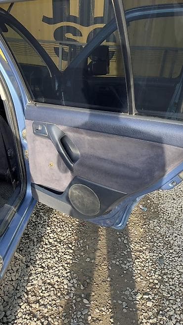 matiz diska: Volkswagen Vento: 1993 г., 1.8 л, Механика, Газ, Седан — 8