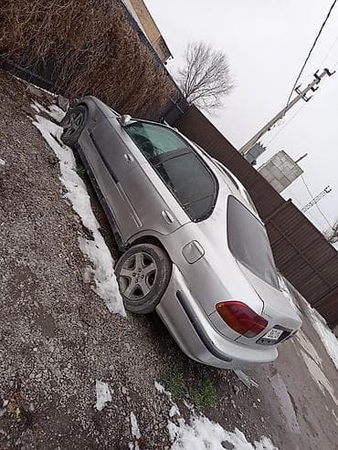 решотка хонда: Honda Civic: 1997 г., 1.7 л, Автомат, Седан — 4