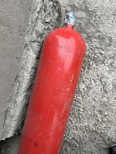 мусорный ящик: Промышленный газовый баллон, Наполнение: Природный газ, Объем баллона: 30 л, Применение: Другое применение — 1