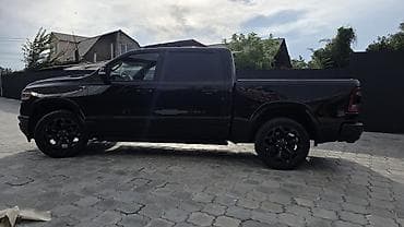 low ll: Dodge Ram 1500: 2019 г. — 3