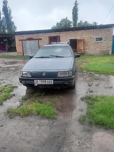 Унаа сатуу: Volkswagen Passat Variant: 1988 г., Кол менен иштөөчү, Бензин, Универсал — 2