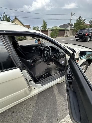 первый владелец: Subaru Legacy Lancaster: 2002 г., 2.5 л, Автомат, Бензин, Универсал — 5