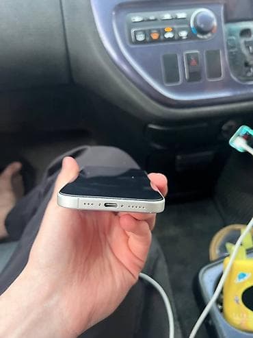 samsung s10 note: IPhone 17, Б/у, 256 ГБ, Белый, Кабель, 100 % — 3