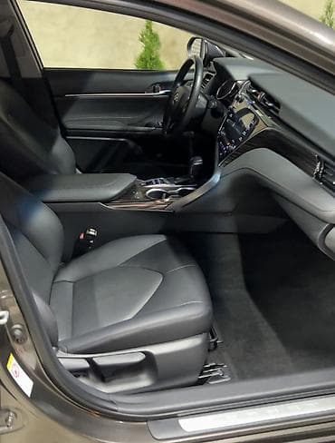 тайота гибрид: Toyota Camry: 2018 г., 2.5 л, Вариатор, Гибрид, Седан — 3