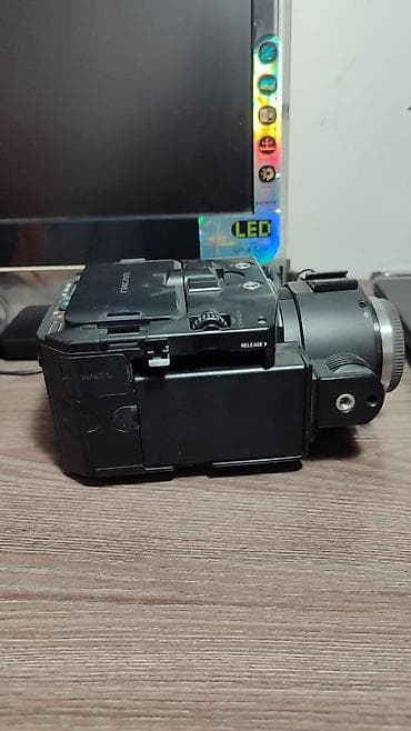 Sony fs-100