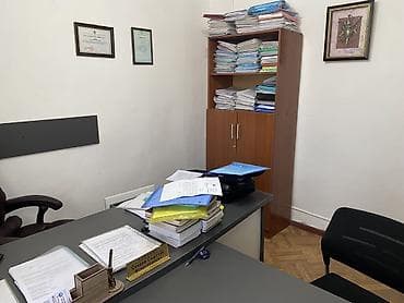 куплю однокомнатную квартиру в бишкеке без посредников: 1 комната, 4 м², 1 этаж — 4