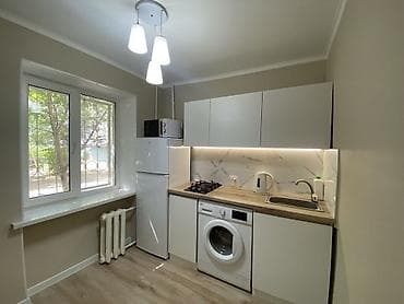 дом меняю на квартиру бишкек: 3 комнаты, 58 м², Хрущевка, 1 этаж, Евроремонт — 8