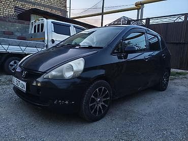 Honda Fit: 2004 г., 1.3 л, Автомат, Бензин, Хэтчбэк
