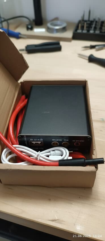 настольный теннисные ракетки: Продаю аппарат точечной сварки, новый 2100с. аппарат автономный, имеет — 1