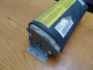 куплю или обменяю дом: Подушка коробки передач Mercedes-Benz — 3