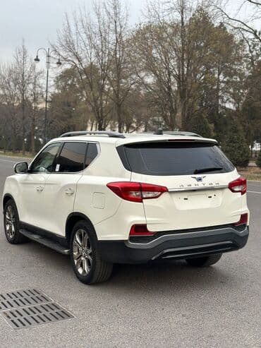 продаю связи с переездом: Ssangyong Rexton: 2019 г., 2.2 л, Автомат, Дизель, Внедорожник — 5