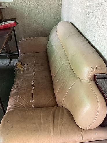 стол офисное кресло: Прямой диван — 3