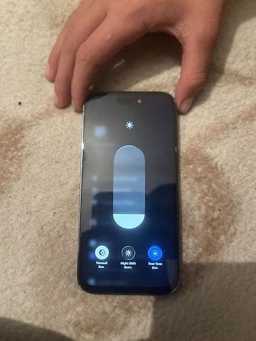 amazon oasis: IPhone 14 Pro, Б/у, 256 ГБ, Чехол, 85 % — 2