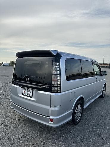 step rf3: Honda Stepwgn: 2004 г., 2 л, Автомат, Бензин, Минивэн — 4