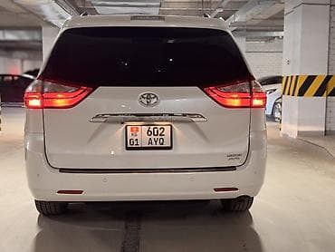 дверь на приору: Toyota Sienna: 2018 г., 3.5 л, Автомат, Бензин, Минивэн — 6