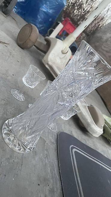 чугунная казан: Набор винтажного гранёного стекла/хрусталя Состав: - 3 салатницы/вазы — 7