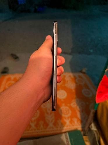 ачки с камерой: Samsung Galaxy S20 Plus, Б/у, 128 ГБ, цвет - Серый, 1 SIM, 2 SIM, eSIM — 9