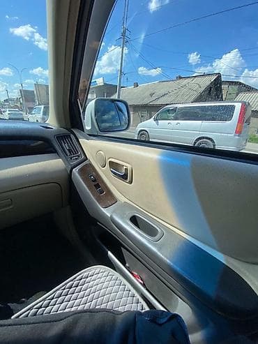 step: Toyota Highlander: 2001 г., 3 л, Автомат, Бензин, Кроссовер — 3