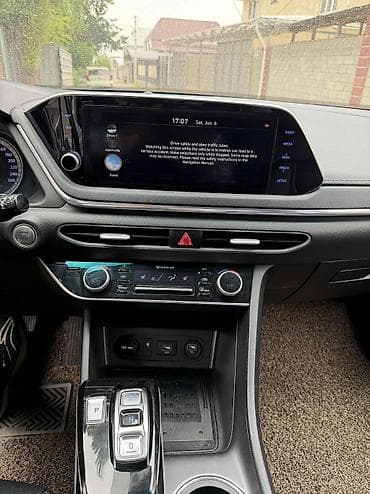 step 2: Hyundai Sonata: 2019 г., 2 л, Автомат, Газ, Седан — 8