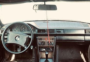 e55 compressor: Mercedes-Benz W124: 1990 г., 2.3 л, Механика, Бензин, Седан — 10