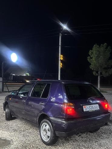Продажа авто: Volkswagen Golf: 1995 г., 1.6 л, Бензин — 3