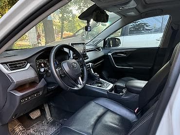 Toyota RAV4: 2019 г., 2.5 л, Вариатор, Гибрид, Внедорожник — 5