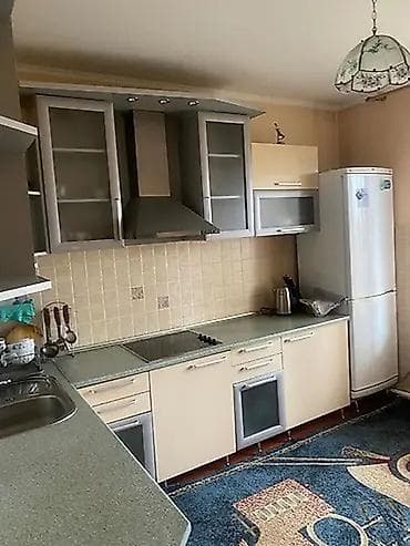 Недвижимость: 140 м², 4 комнаты — 1