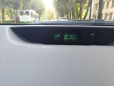 windom 2003: Toyota Prius: 2006 г., 1.5 л, Гибрид, Хэтчбэк — 7