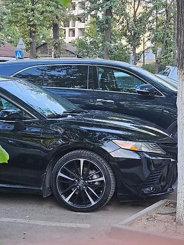 lexus e: Toyota Camry: 2019 г., 2.5 л, Автомат, Бензин, Седан — 2