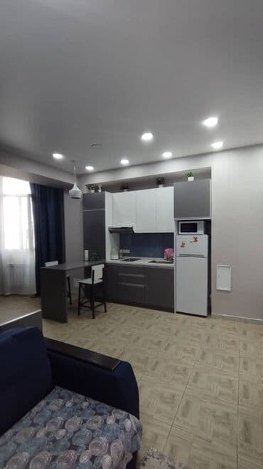 или меняю с доплатой мне: 1 комната, Душевая кабина, Постельное белье, Кондиционер — 1