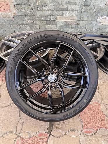 7 5j: Колеса в сборе 265 / 35 / R 18, Лето, Б/у, Комплект, Легковые, Литые, отверстий - 5 — 1