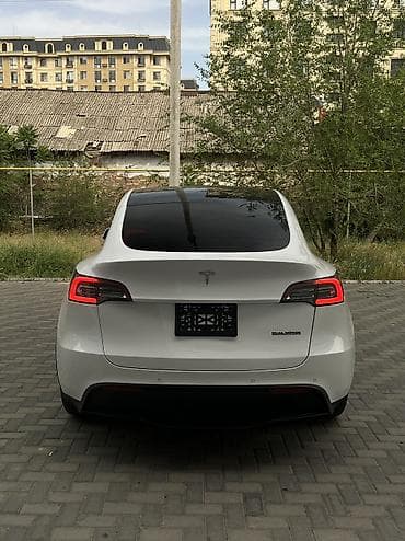 Tesla: Tesla Model Y: 2021 г., Автомат, Электромобиль, Кроссовер — 7