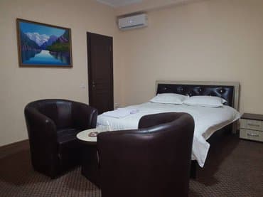 дом ивановка: 18 м², С мебелью, Без мебели — 7