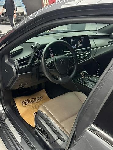 bmw 4 4: Lexus ES: 2022 г., 2.5 л, Автомат, Гибрид, Седан — 4