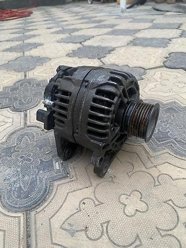 Автозапчасти: Генератор Volkswagen Б/у — 1