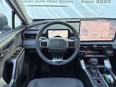 rav4: Toyota RAV4: 2026 г., 2 л, Автомат, Бензин, Кроссовер — 7