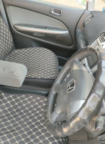 Honda Stream: 2003 г., 2 л, Автомат, Бензин, Минивэн