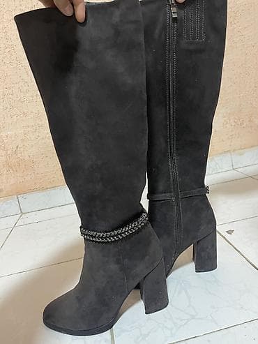 Сапоги: Замшевые женские сапоги до колена, цвет черный. - Материал верха — 6