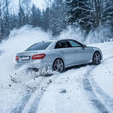 мерседес бен 210: Mercedes-Benz E-Class: 2010 г., 6.2 л, Автомат, Седан — 1