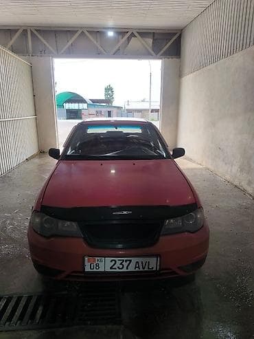 Daewoo Nexia: 2009 г., 1.5 л, Механика, Бензин, Седан