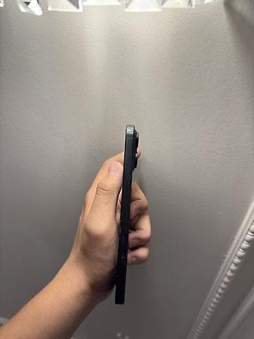 ipod touch 4: IPhone 16 Pro Max, Б/у, 512 ГБ, Black Titanium, 100 % — 3