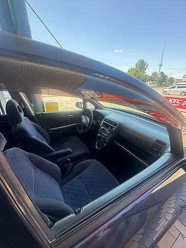 акула морда: Honda Stream: 2002 г., 2 л, Автомат, Бензин, Минивэн — 5