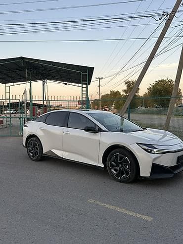 тойота приус гибрид цена: Toyota bZ3: 2023 г., 5.5 л, Автомат, Электромобиль, Седан — 3