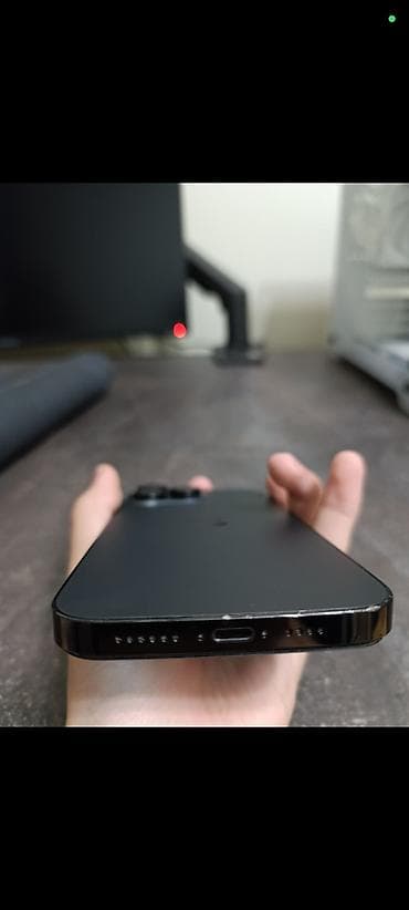 honor 400 pro: IPhone 14 Pro, Черный — 4