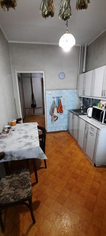 срочно продаётся 1 комнатная квартира в районе шлагбаум по улице кенсуйская 17 пересекает интергельпо: 2 комнаты, 47 м², Индивидуалка, 1 этаж, Косметический ремонт — 6