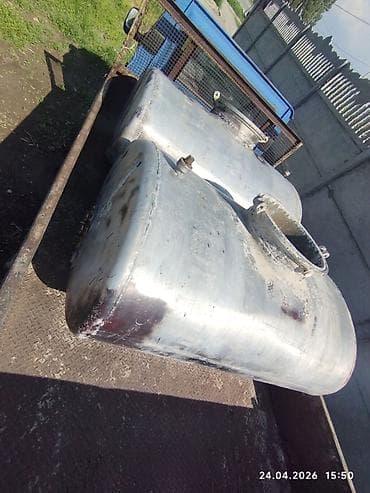 лампа фото: Топливный бак Aito 2002 г., Б/у, Оригинал, Россия — 2